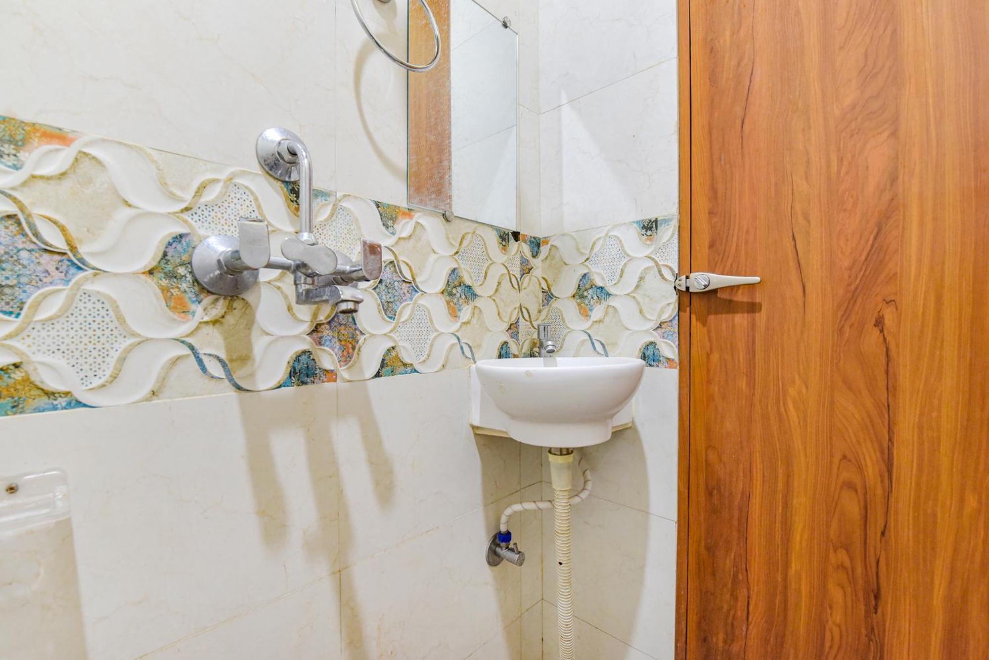 Fabhotel The Castle Inn Udaipur Bagian luar foto