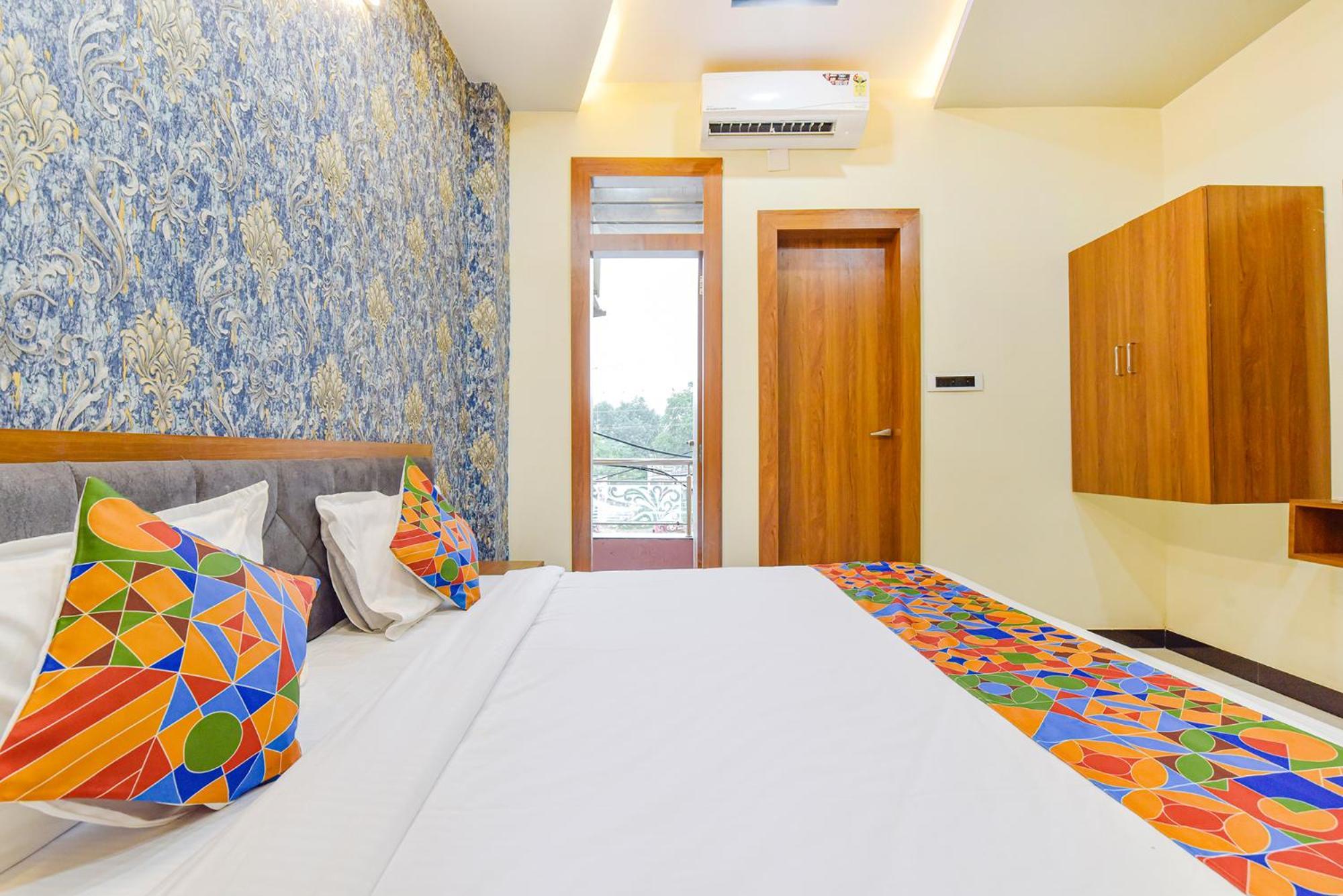 Fabhotel The Castle Inn Udaipur Bagian luar foto